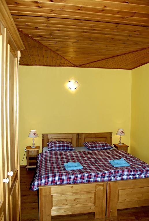 Pension Cortina Pec pod Sněžkou Chambre photo